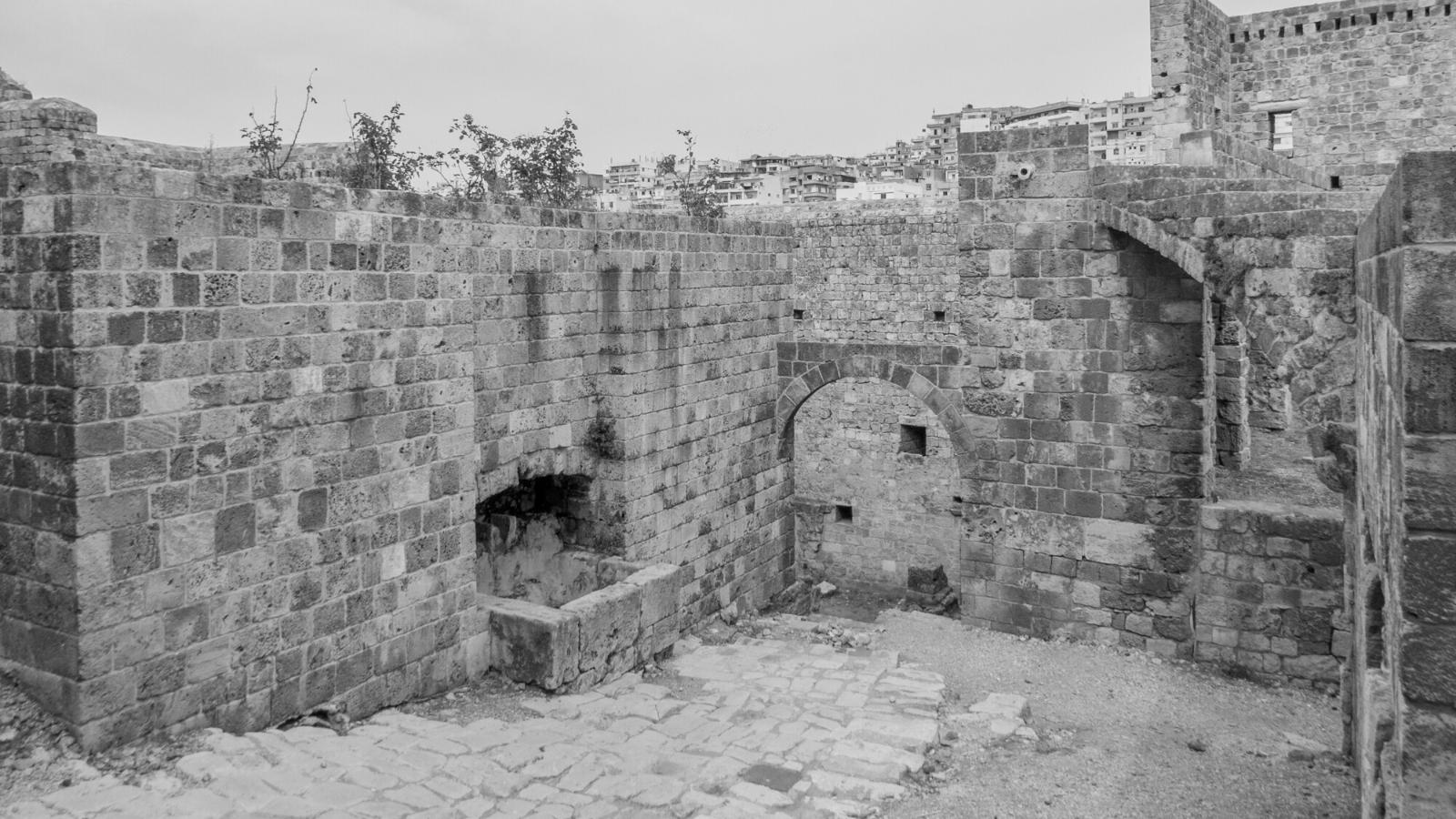 Raymond la 3-a de Tripolo: La Regento Por Neplenaĝaj Reĝoj de Jerusalemo