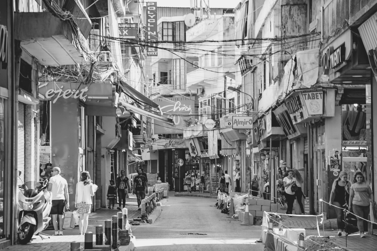 Libananoj | Rigardo Al La Influa Raso En La Araba Mondo