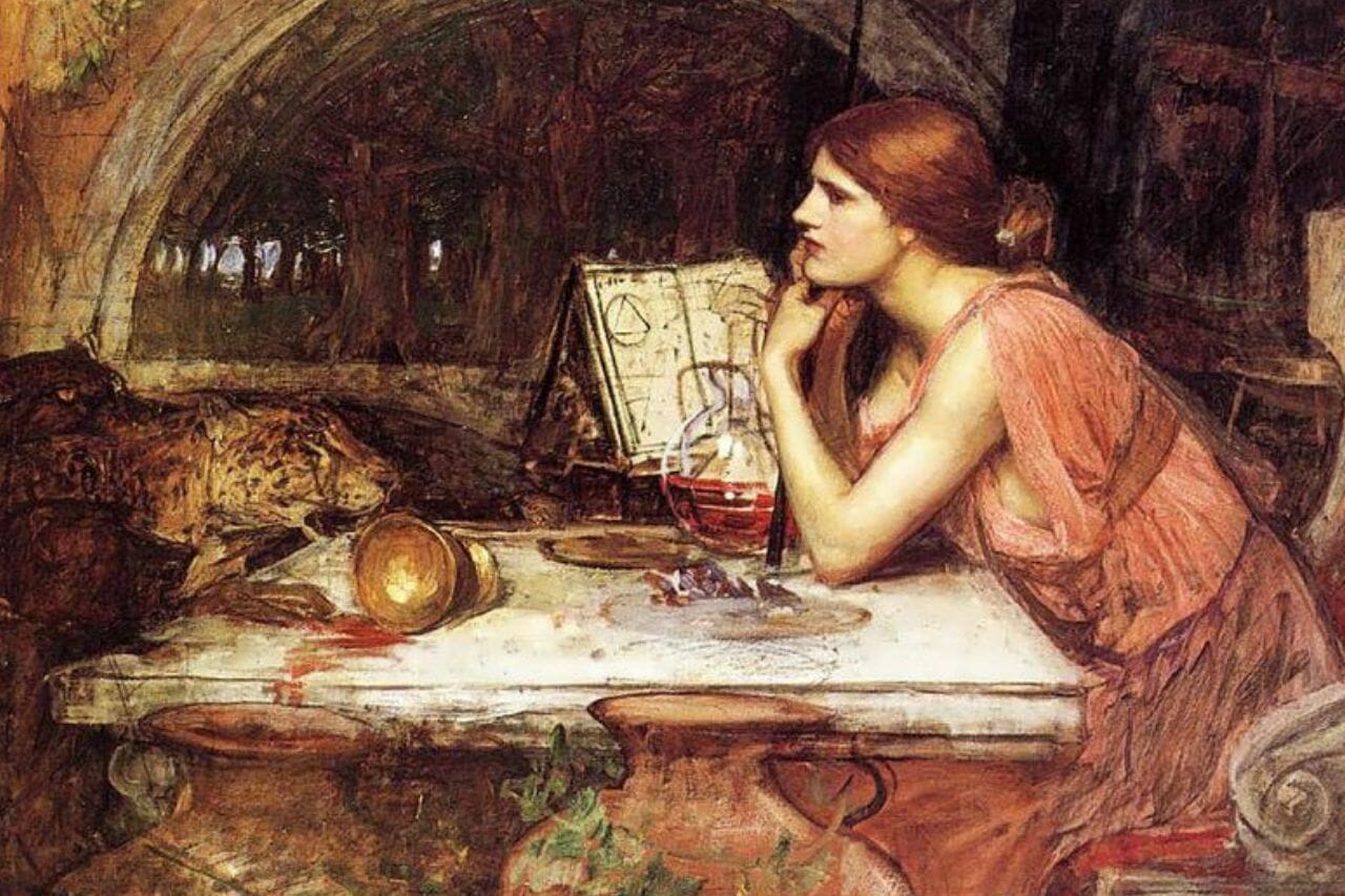Perseo en la Greka Mitologio: La Plej Fama Okeanido