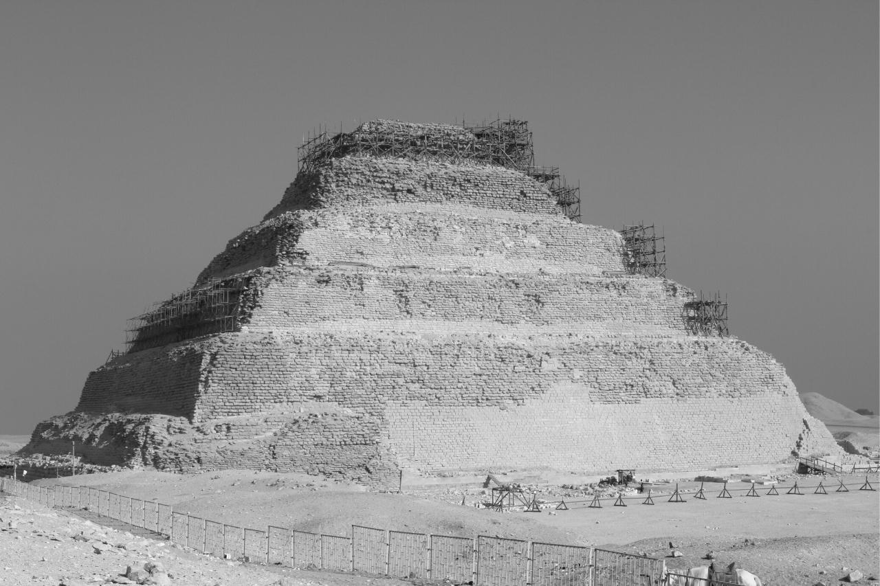 Piramido de Saqqara: Ĉio, Kion Vi Volas Scii Pri Ĉi Tiu Antikva Loko