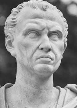 Skulptaĵo de la Romia Imperiestro Julio Cezaro
