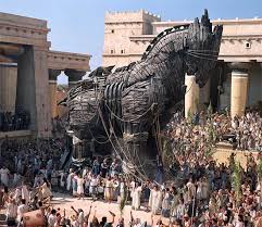 La Troja Ĉevalo, Superarmilo de la Iliado